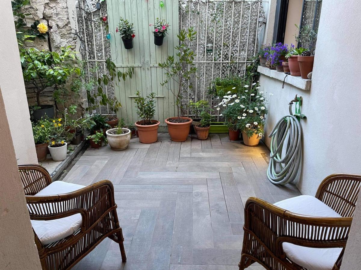 Appartement Au Centre De La Venise Provencale LʼIsle-sur-la-Sorgue Exterior foto