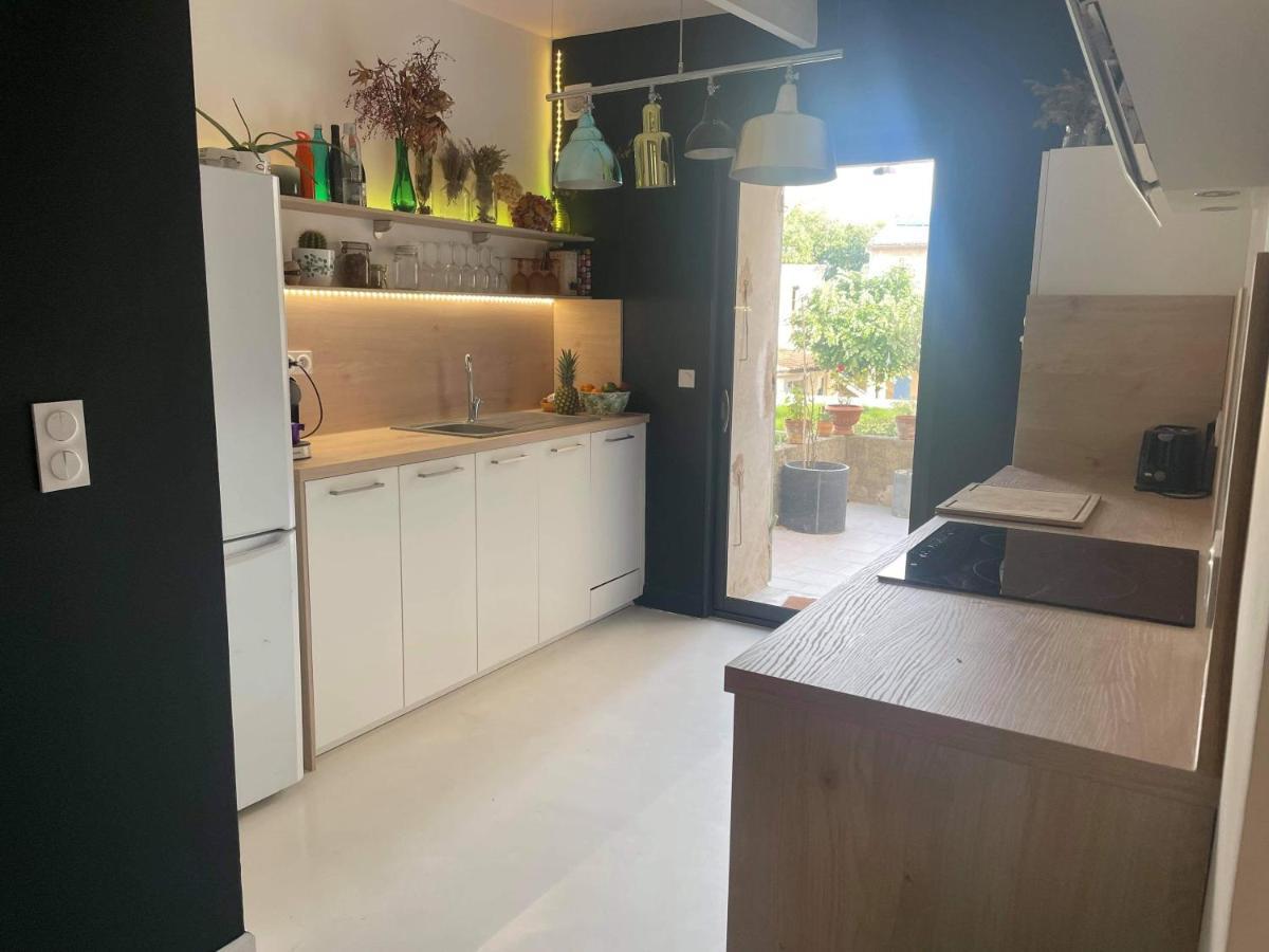 Appartement Au Centre De La Venise Provencale LʼIsle-sur-la-Sorgue Exterior foto